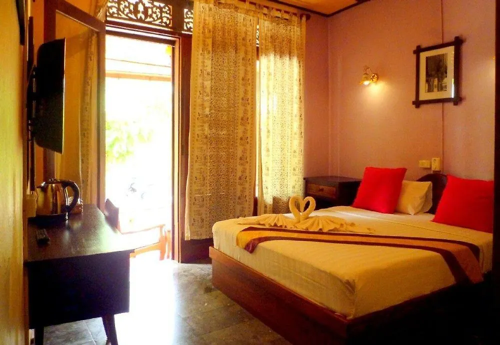 *** Hotel Saynamkhan River View Luang Prabang Laos