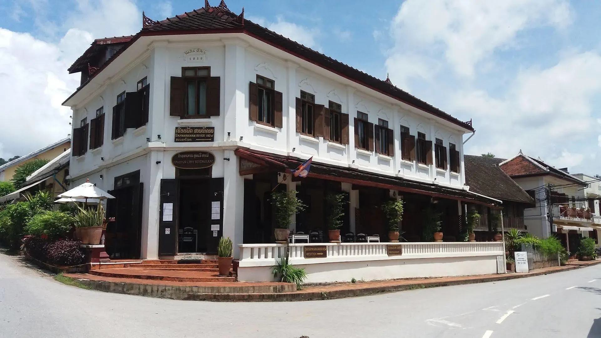 Saynamkhan River View Luang Prabang Hotel