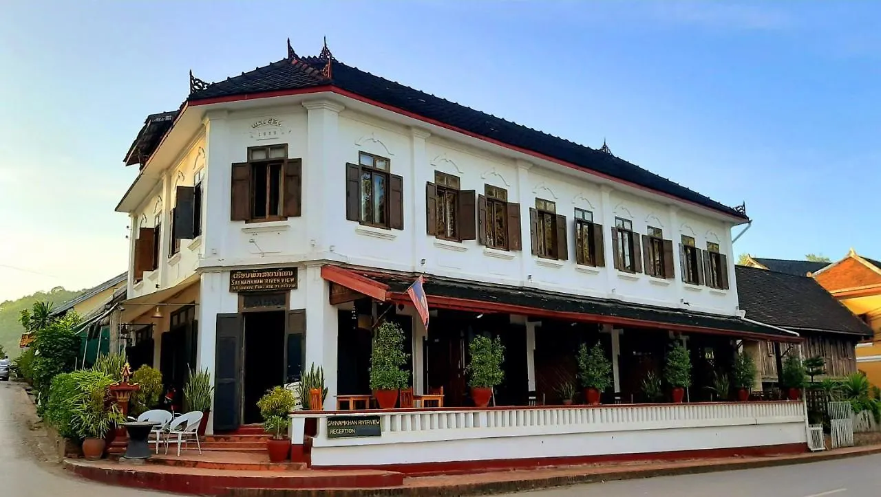 Saynamkhan River View Luang Prabang 3*,
